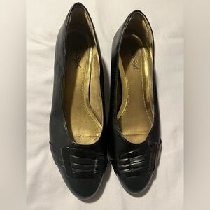 Vintage Black Heeled Flats